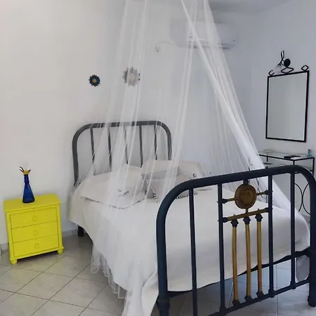 Apartment The Little Blue Avlemonas